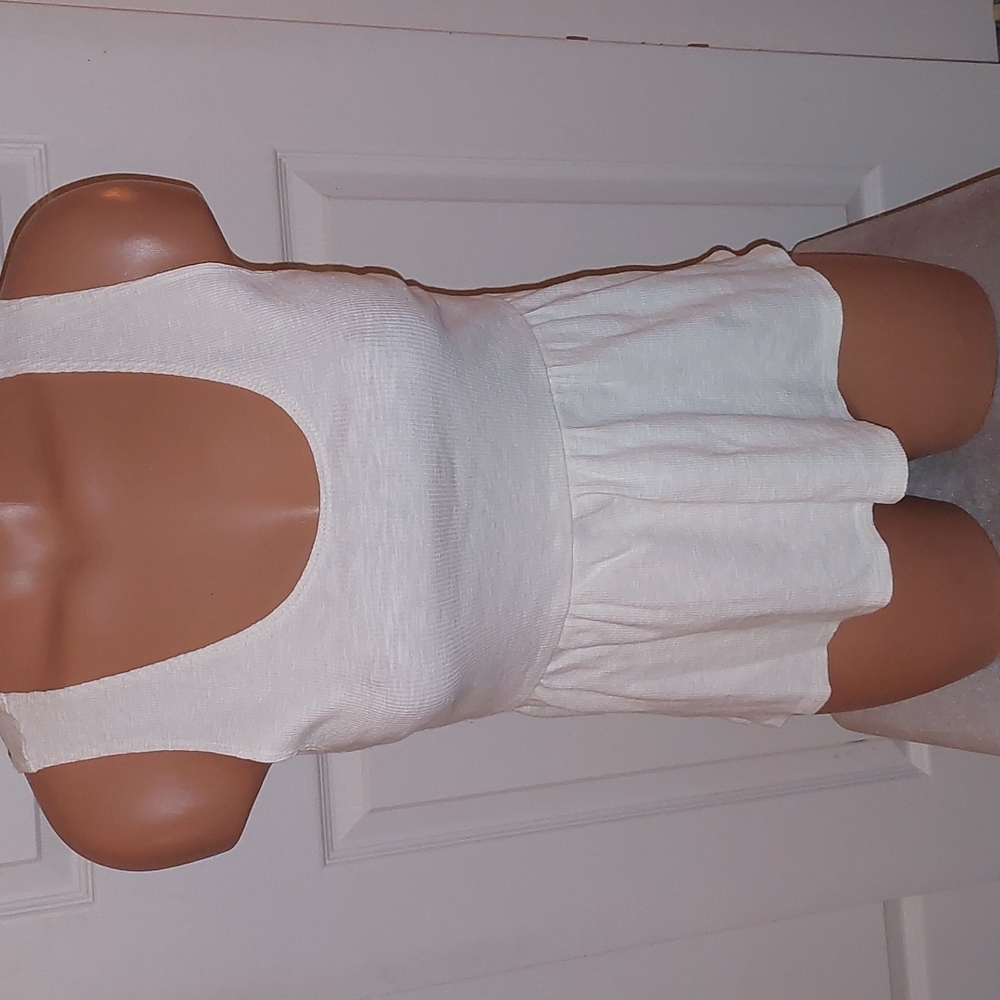 Beautiful Thin Peolum T Shirt Brand New Size Small S
